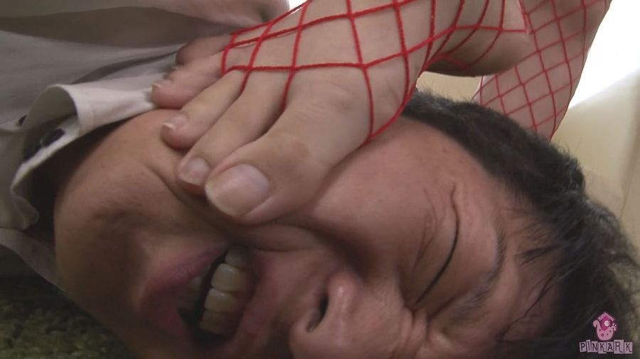 アキバブロードバンドビジョン-作品名「網タイツ痴女のM男踏んづけ手コキ責め 波多野結衣」サンプル画像1